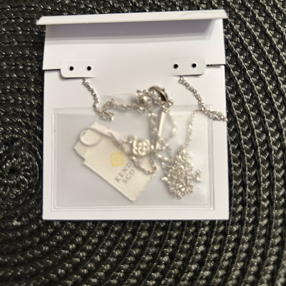Kendra Scott Iridescent Heart Necklace - Picture 3 of 4